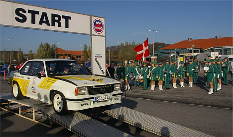 Per G: I klassen for historiske biler, stillede Per G Hansen og Karsten Svensson, Ringsted, op med en meget sjælden Opel Ascona 400.